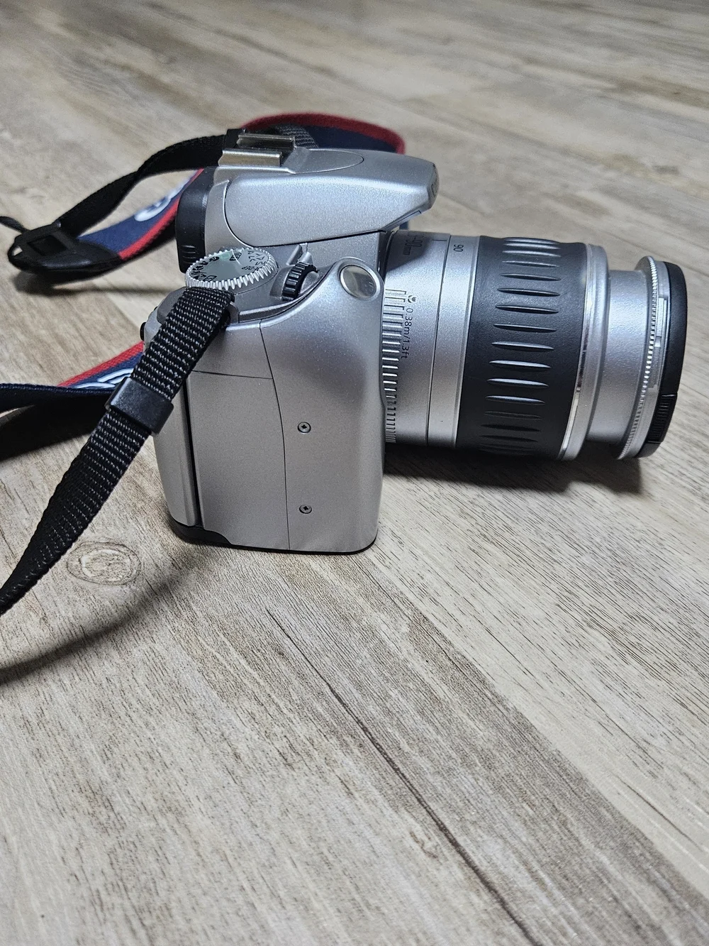 Canon EOS Rebel Ti 35 mm Film Camera With Strap And EF 28-90mm Zoom Lens